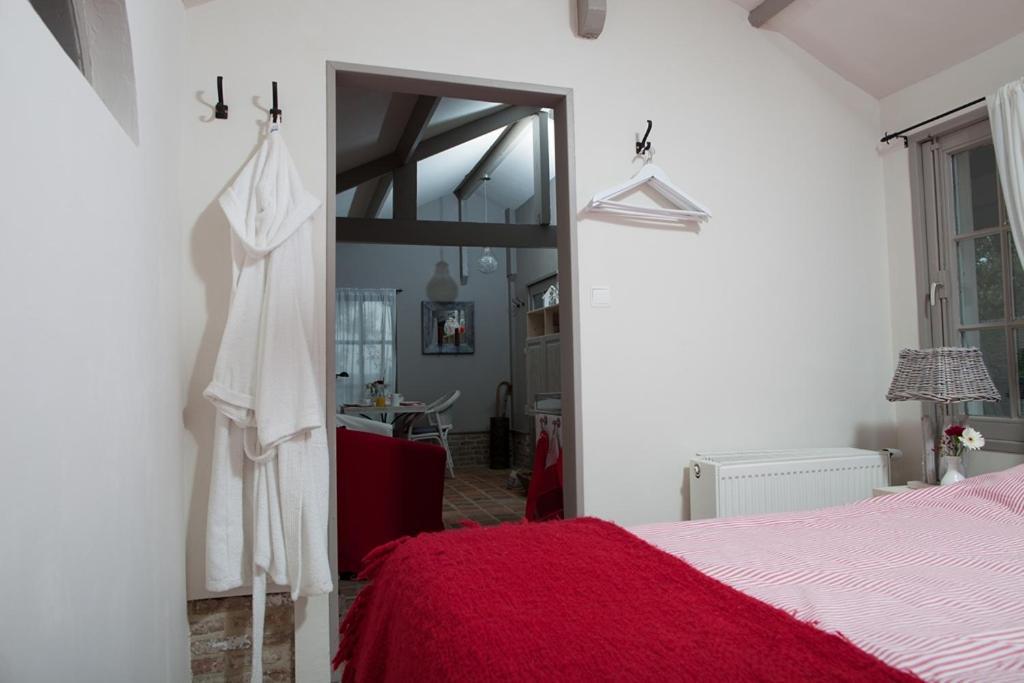 In D'Ouwe Vlaamse Schuur Bed & Breakfast Осендрехт Екстериор снимка